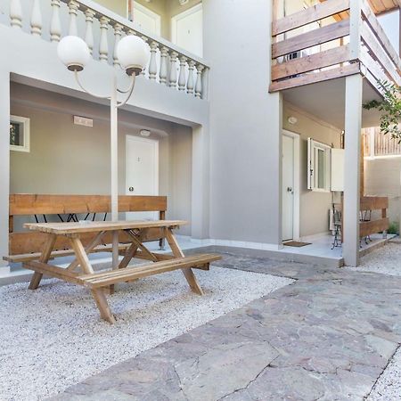 Sunrise Suites Kato Daratso Exterior photo